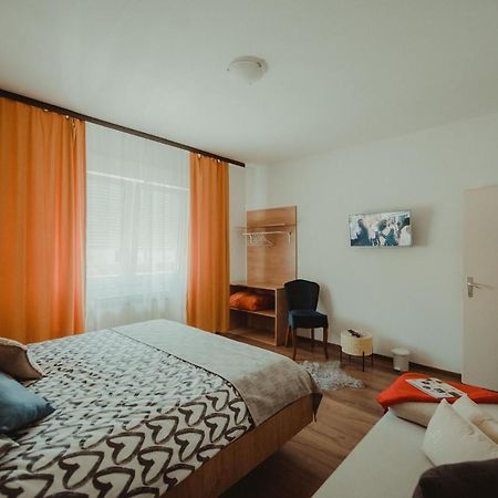 Apartman Lovric Джяково Екстер'єр фото