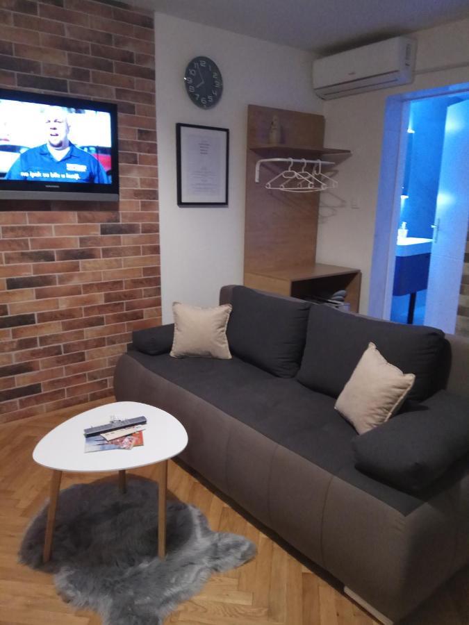 Apartman Lovric Джяково Екстер'єр фото